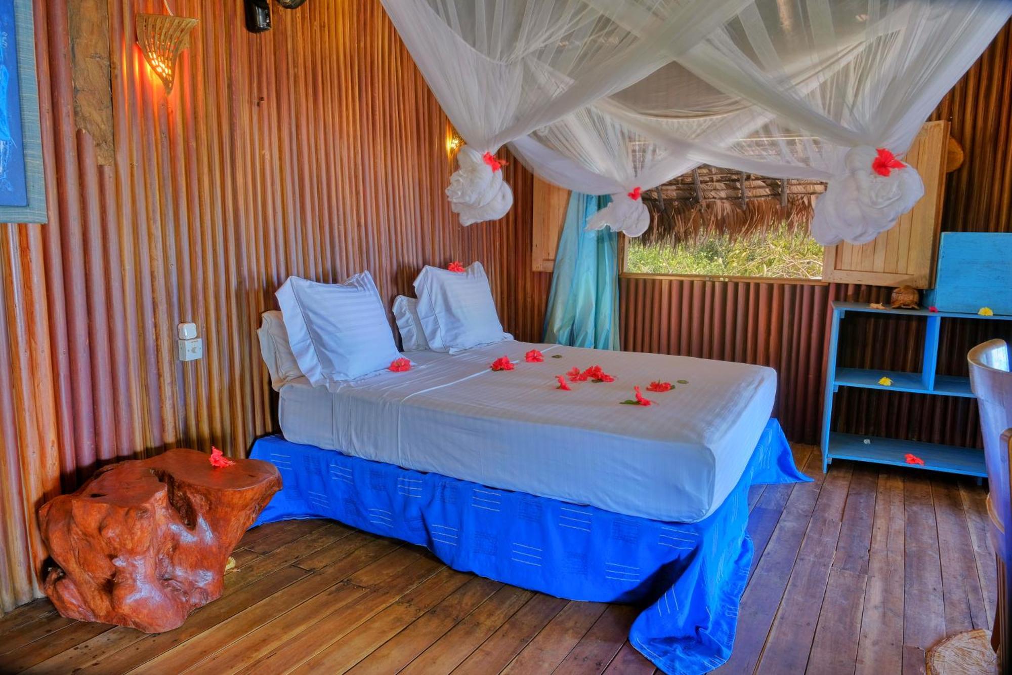 Sangany Lodge Befotaka Bay Eksteriør billede