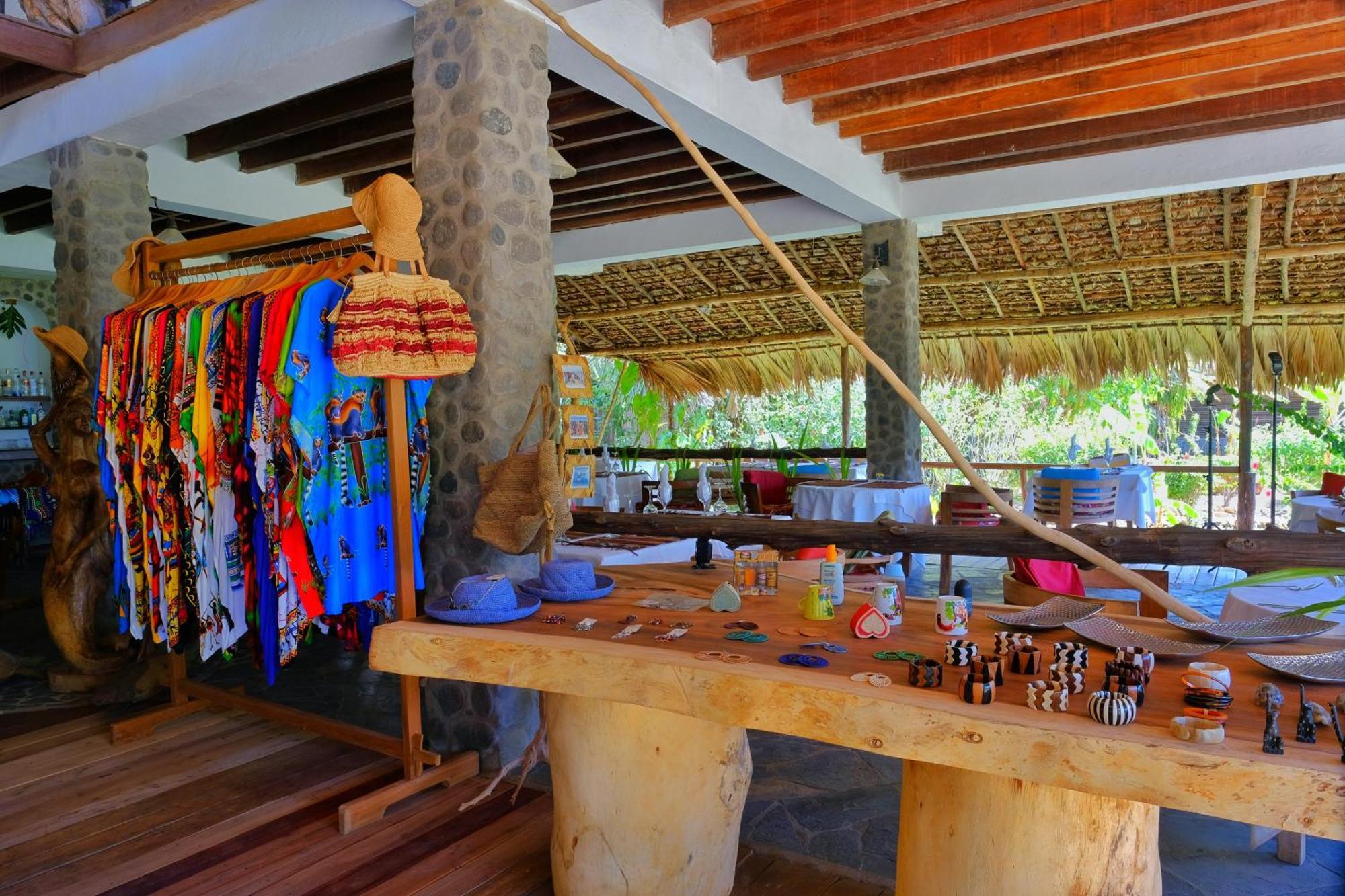 Sangany Lodge Befotaka Bay Eksteriør billede
