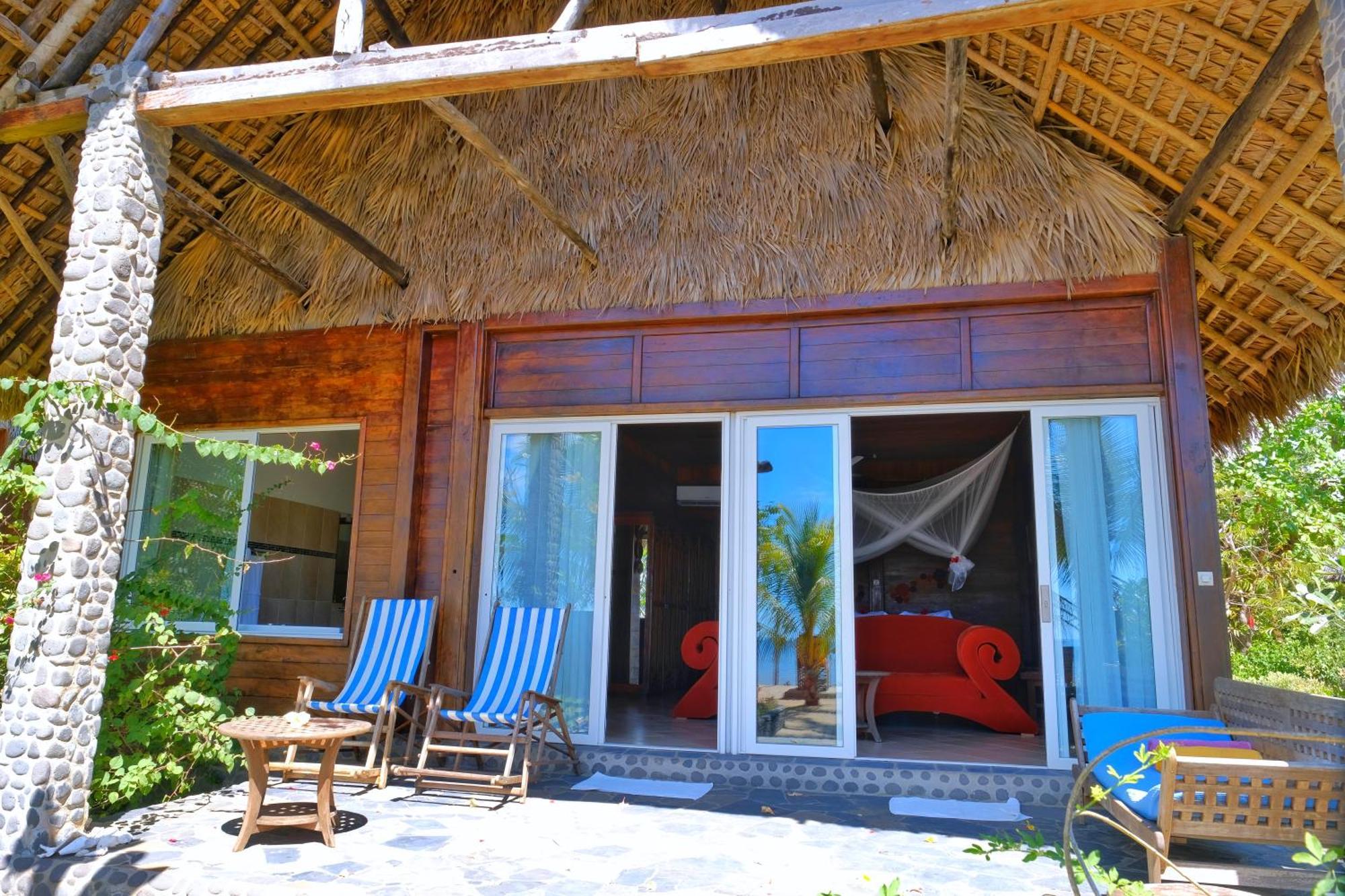 Sangany Lodge Befotaka Bay Eksteriør billede